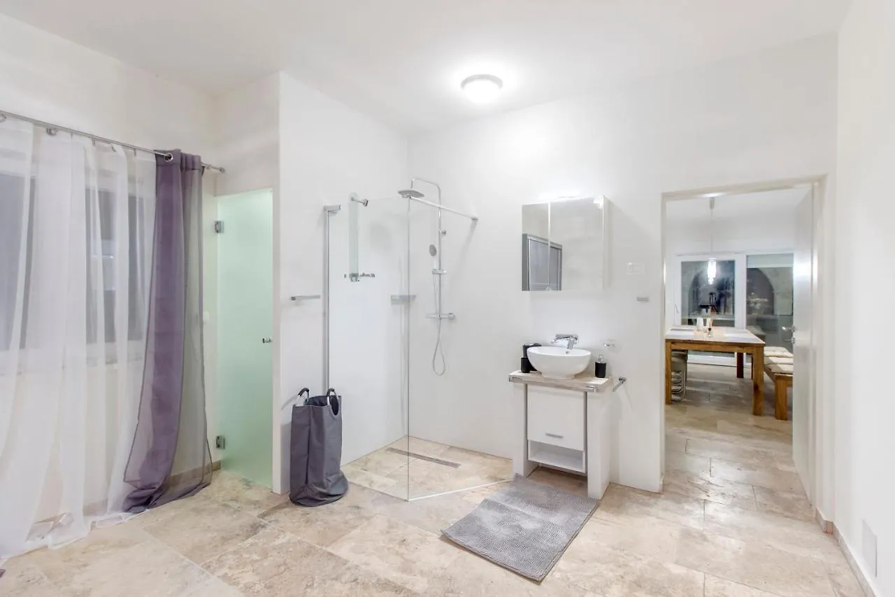 Dalmata Lounge Apartment Starigrad Paklenica 0*,  Croatia