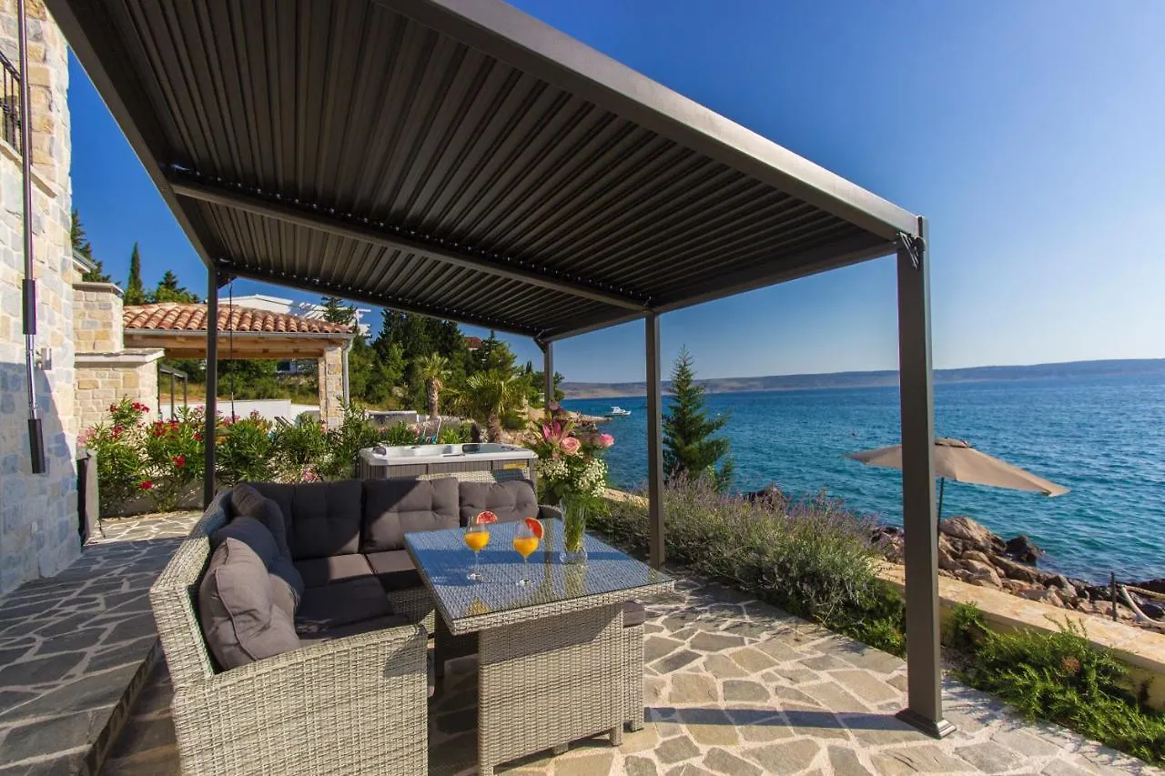 Dalmata Lounge Apartment Starigrad Paklenica 0*,  Croatia