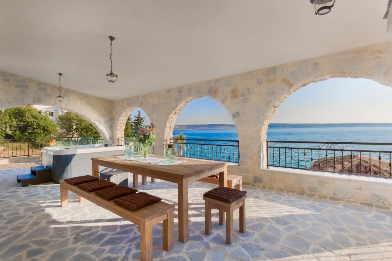 Dalmata Lounge Apartment Starigrad Paklenica